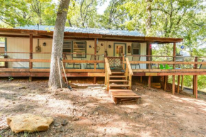 Dog-Friendly Kingston Cabin with Wraparound Deck!